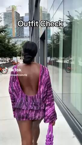 Two pieces outfit idea

Cc:withlovefromife

Follow our